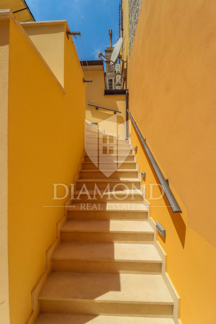 Rovinj, apartmajska hiša v starem delu mesta