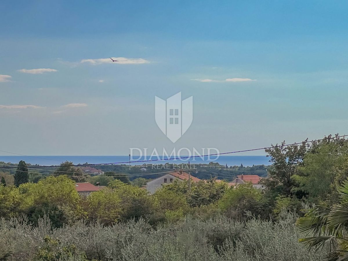 Okolica Umaga, samostojna hiša z velikim vrtom in pogledom na morje