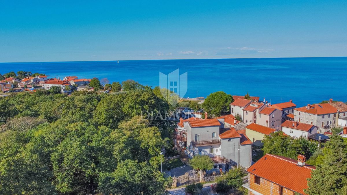 Okolica Umaga, samostojna hiša 50m od morja!