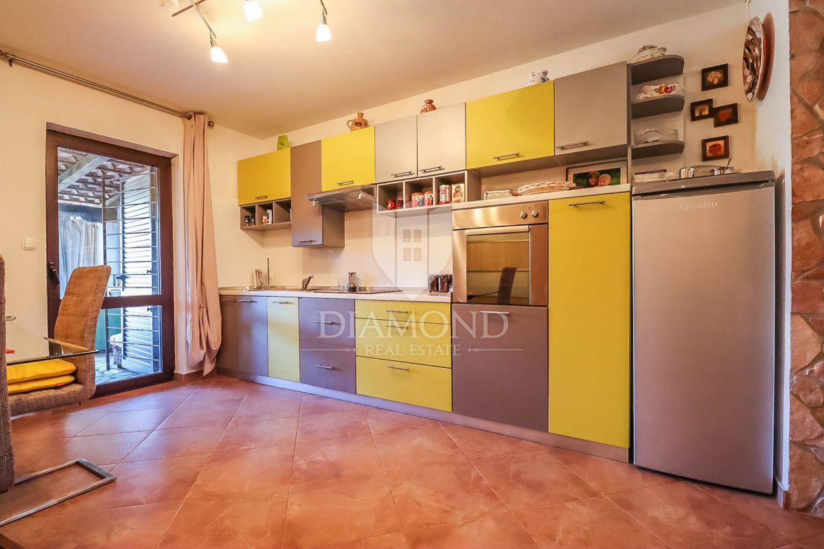 Hiša Veli vrh, Pula, 340m2