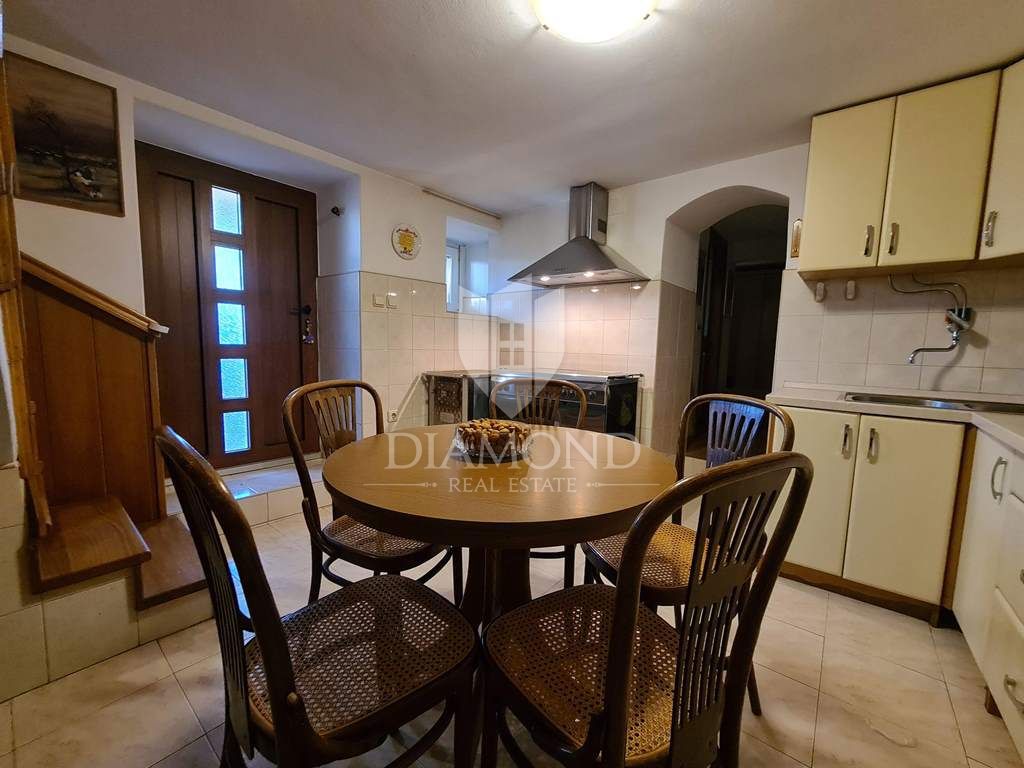 Labin, udobno stanovanje na odlični lokaciji