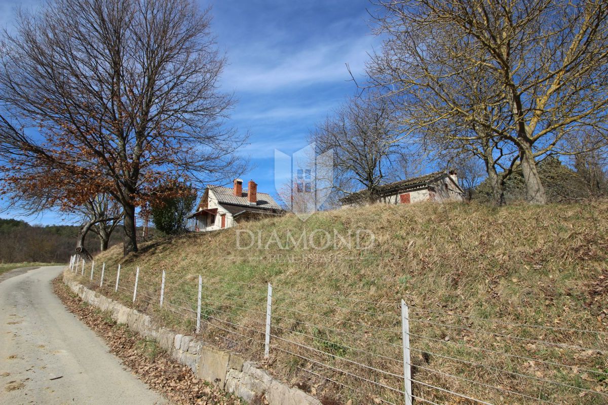 Zemljišče Cerovlje, 2.417m2