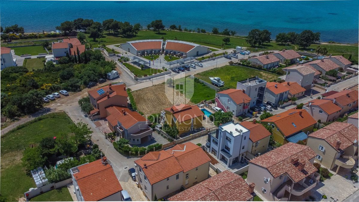 Medulin, čudovita hiša 3. red od morja