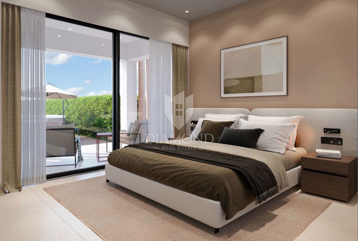 Rovinj, luksuzno stanovanje z vrtom nedaleč od plaže