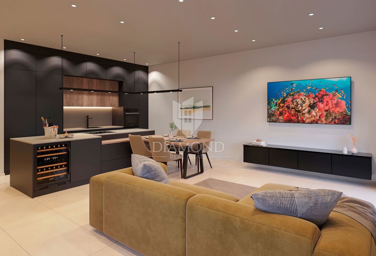 Rovinj, luksuzno stanovanje z vrtom nedaleč od plaže