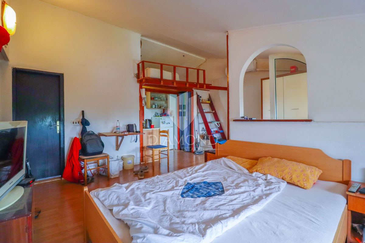 Rovinj, hiša s petimi enotami blizu strogem centru mesta