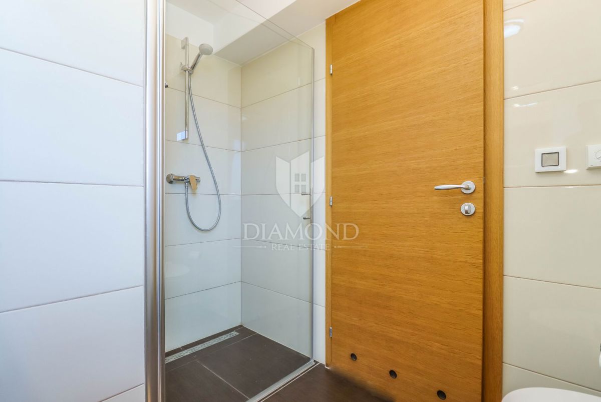 Apartmaj Ližnjan, 230m2