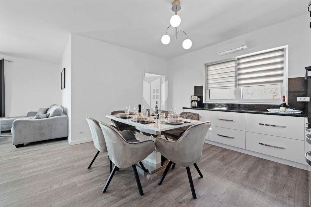 Medulin, komfortna, nova villa le 100m od plaže