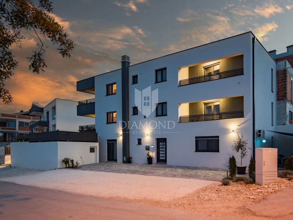 Medulin, komfortna, nova villa le 100m od plaže