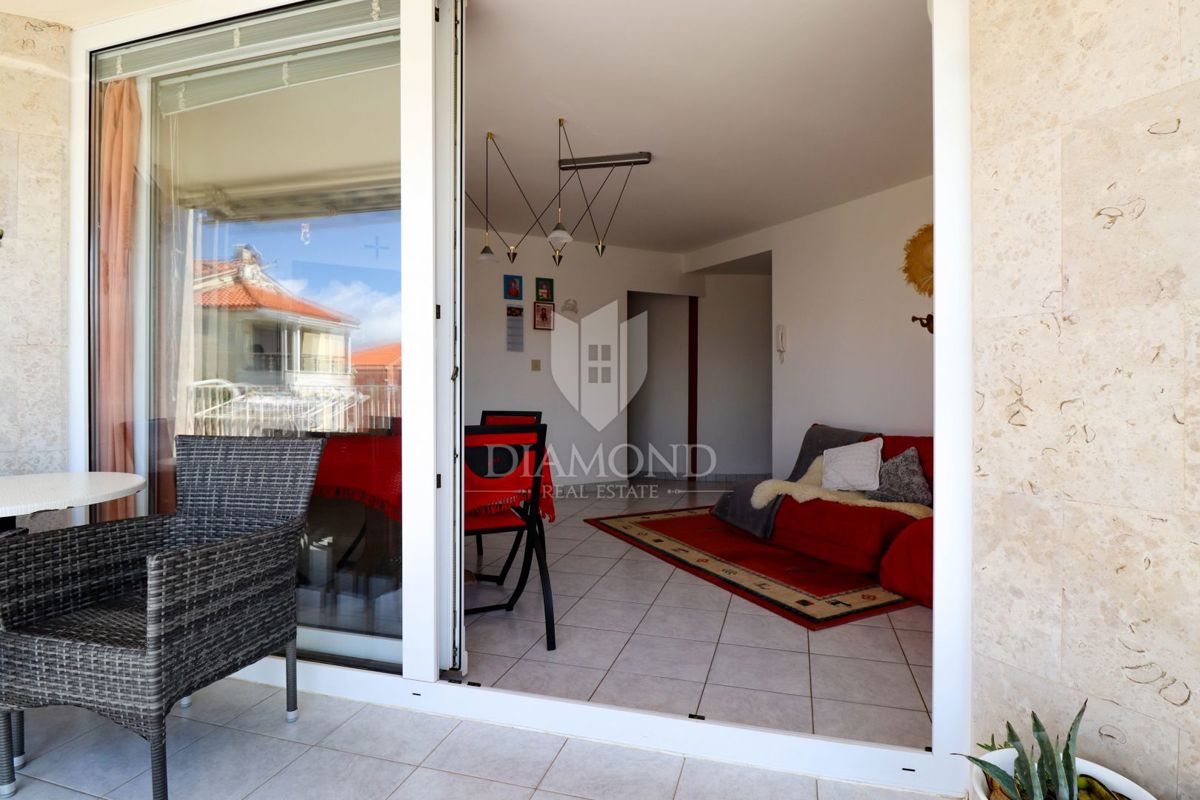 Apartma na iskani lokaciji, 300 metrov od morja.
