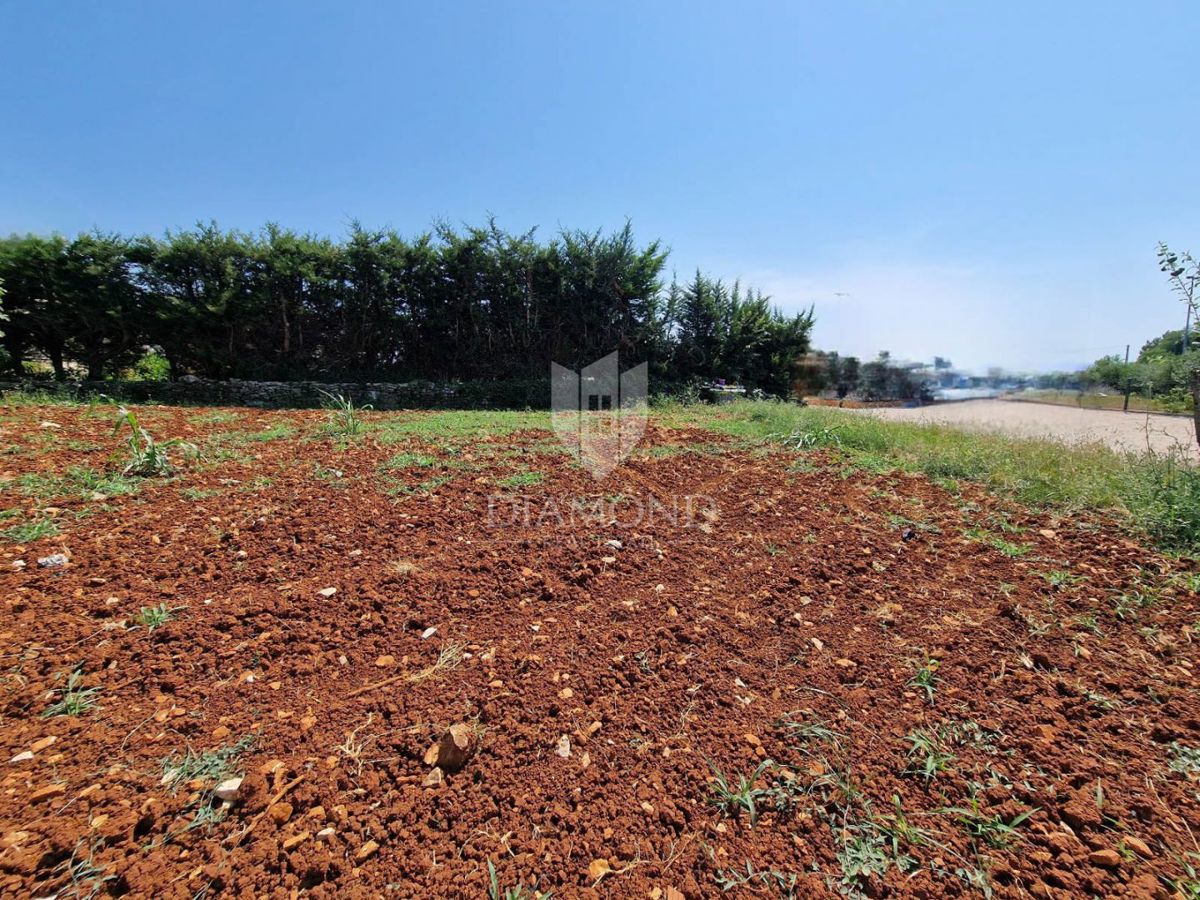 Zemljišče Novigrad, 1.119m2