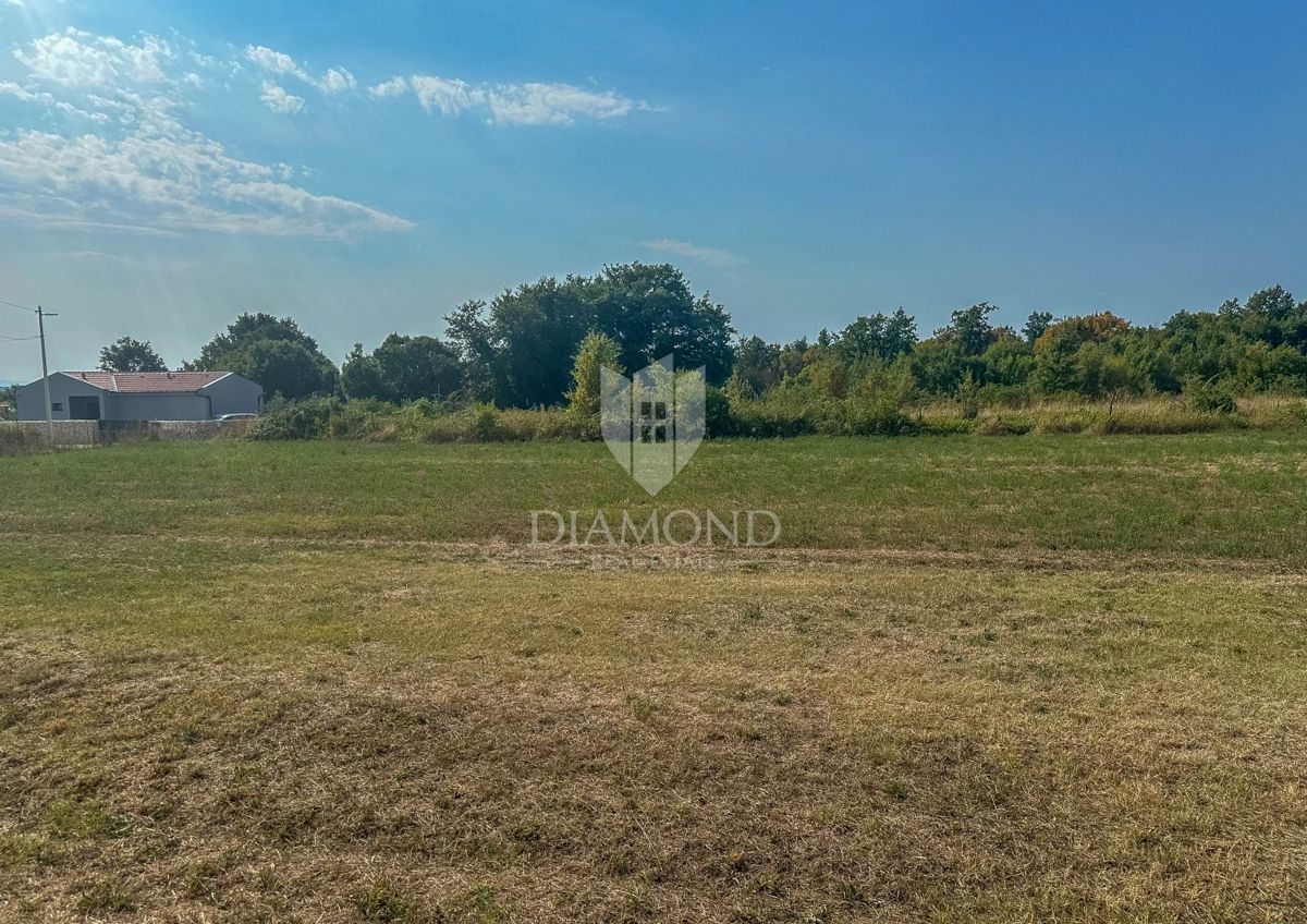 Barban, Zemljišče - Gradbeno dovoljenje