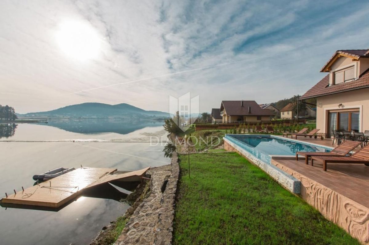 Ogulin, Čudovita vila ob jezeru