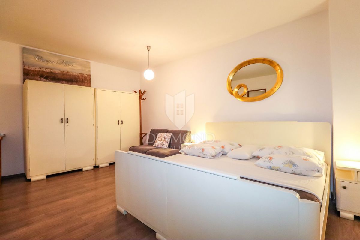 Rovinj, apartmaji v starem mestnem jedru s konobo
