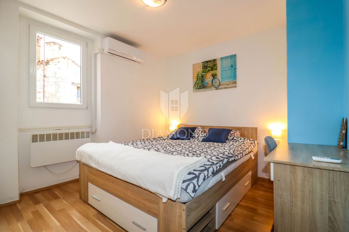 Rovinj, apartmaji v starem mestnem jedru s konobo