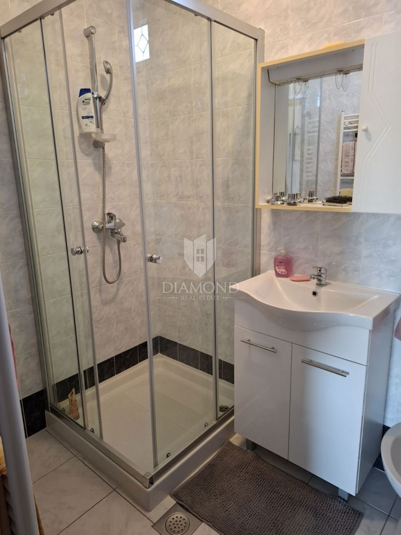 Hiša Labin, 250m2