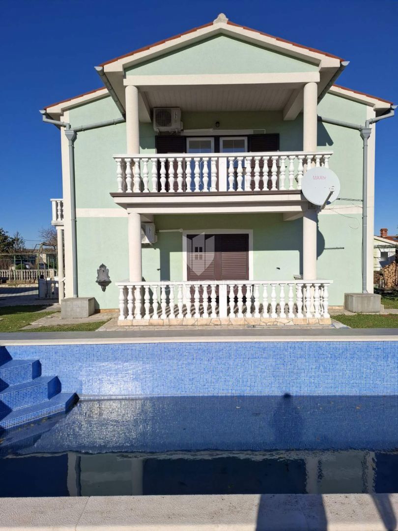 Hiša Labin, 250m2