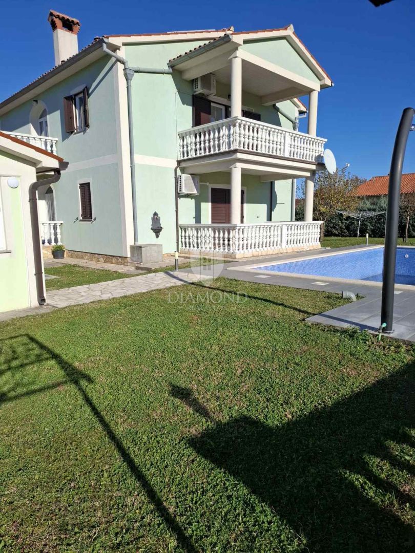 Hiša Labin, 250m2