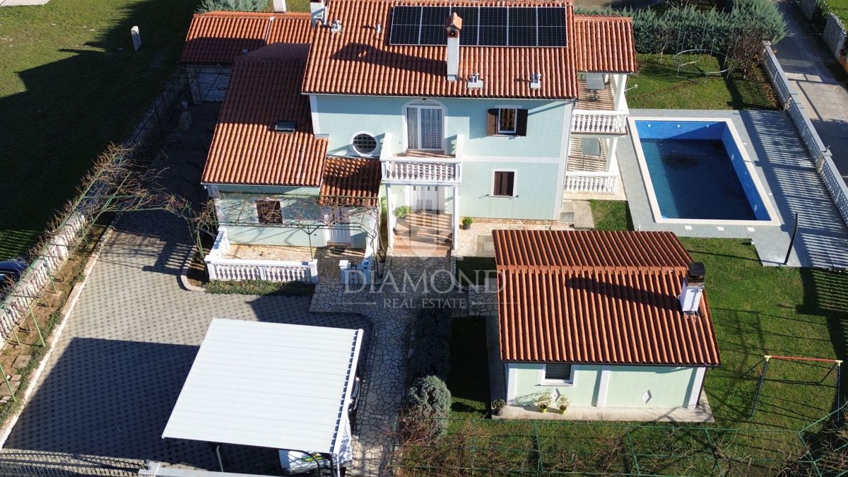 Hiša Labin, 250m2