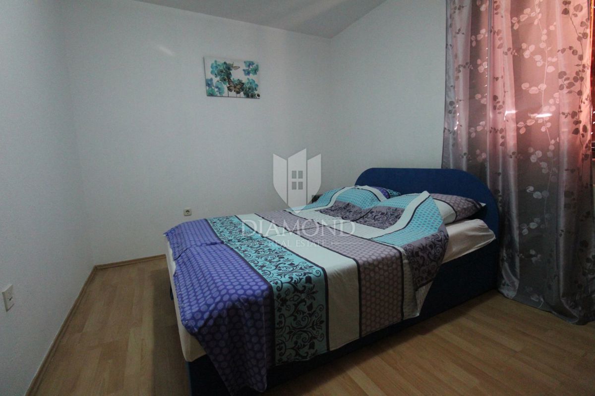 Labin, etaža hiše s 3 apartmaji