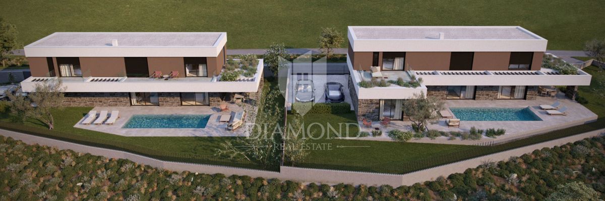 Kanfanar – Gradbeno Zemljišče z Dovoljenjem in Projektom!