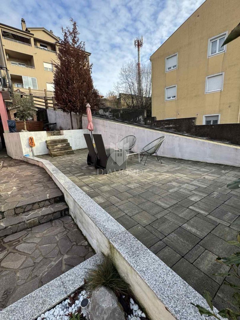 Viškovo, stanovanje, ki nudi udobje in poslovno priložnost