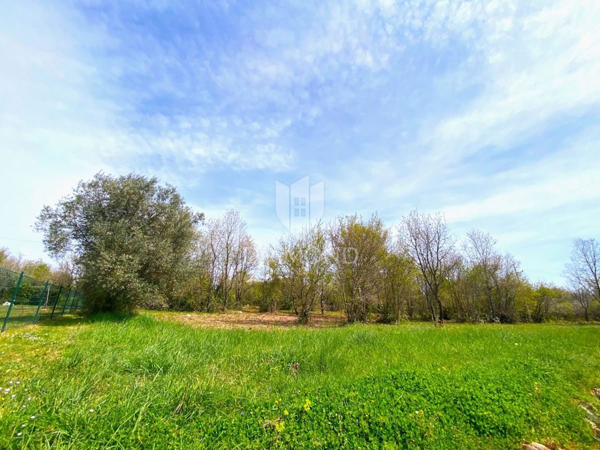 Zemljišče Poreč, 2.200m2