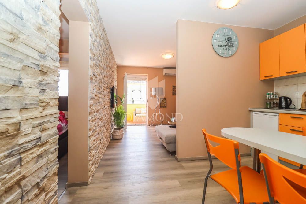 Apartma v mirni vasici blizu Fažane in morja - idealen za bivanje in oddajanje!