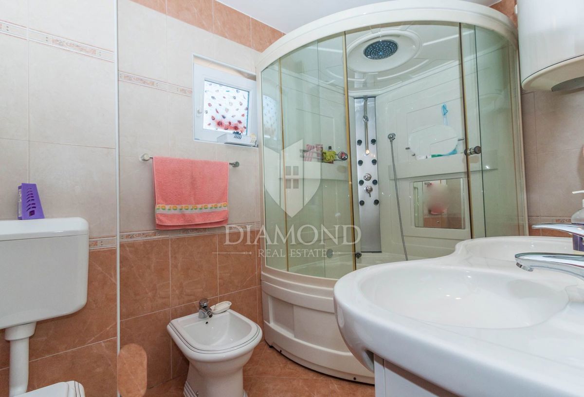 Novigrad, Apartma s čudovitim pogledom na morje!