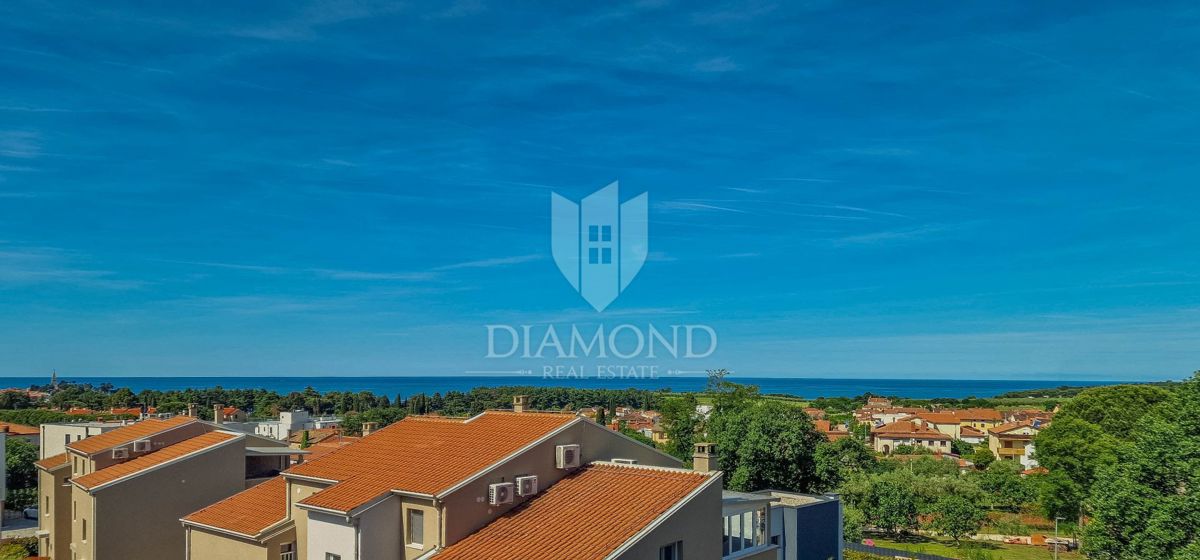 Novigrad, stanovanje 101 m2 s panoramskim pogledom na morje!