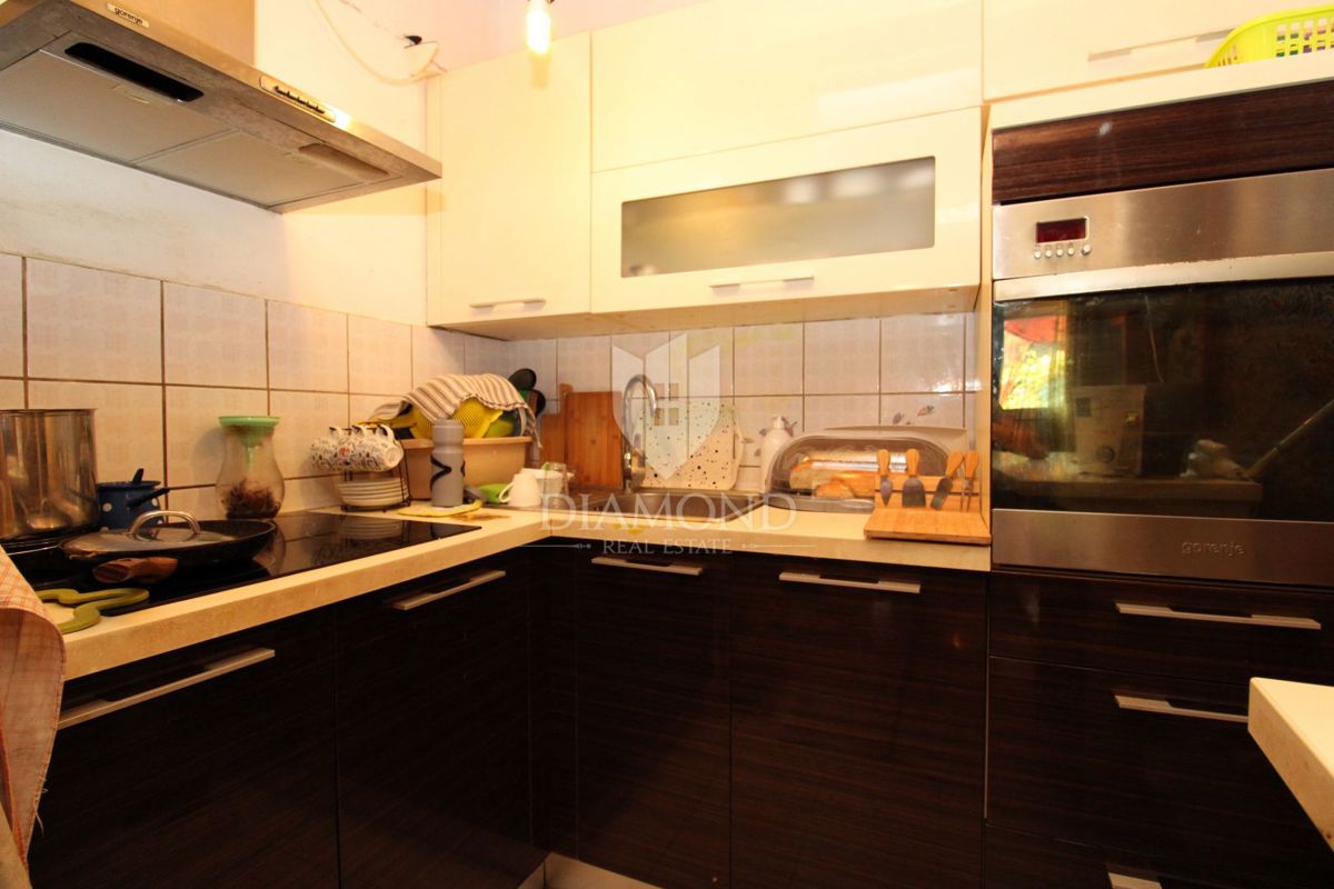 Apartmaj Njivice, Omišalj, 77m2