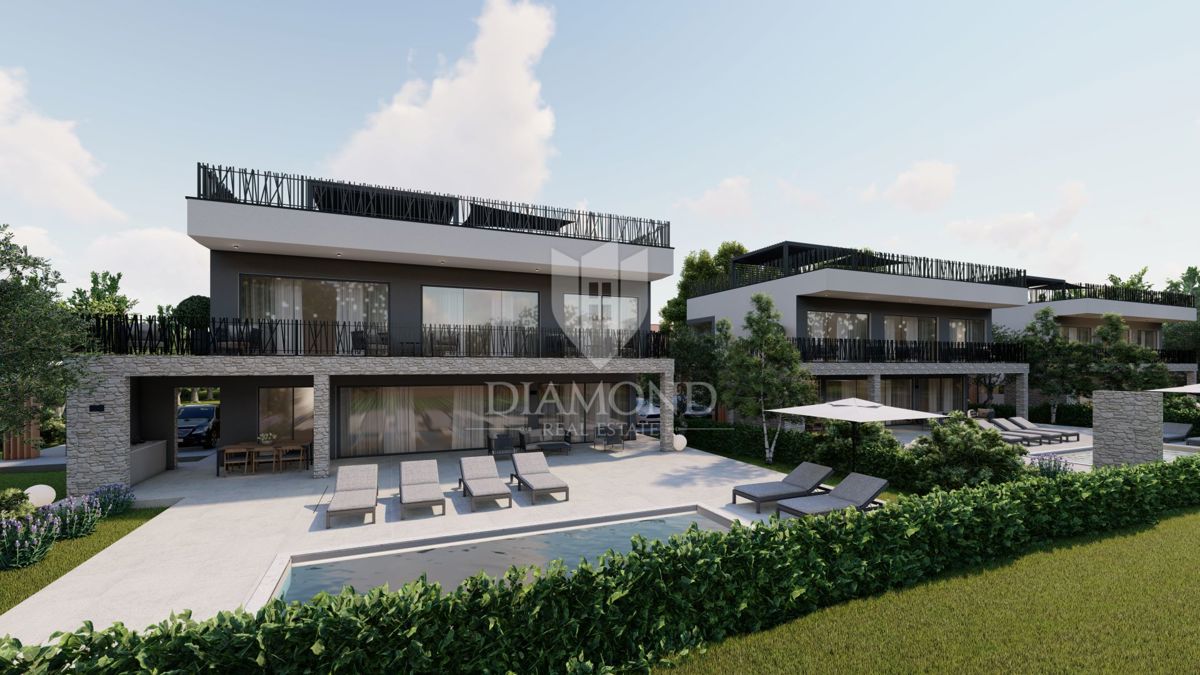 Poreč, luksuzna vila 300m od plaže!