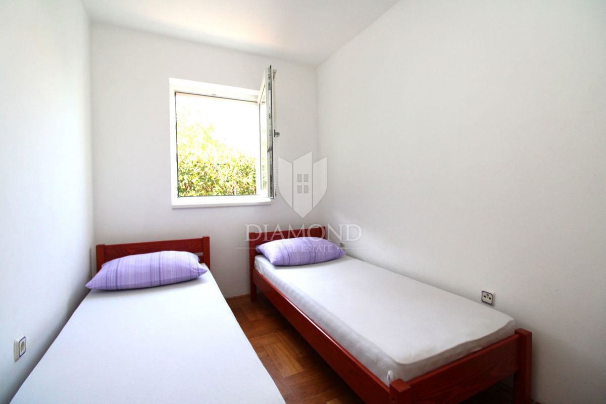 Apartmaj Malinska, Malinska-Dubašnica, 60m2