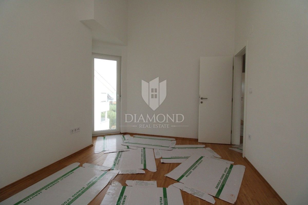 Apartmaj Malinska, Malinska-Dubašnica, 59m2