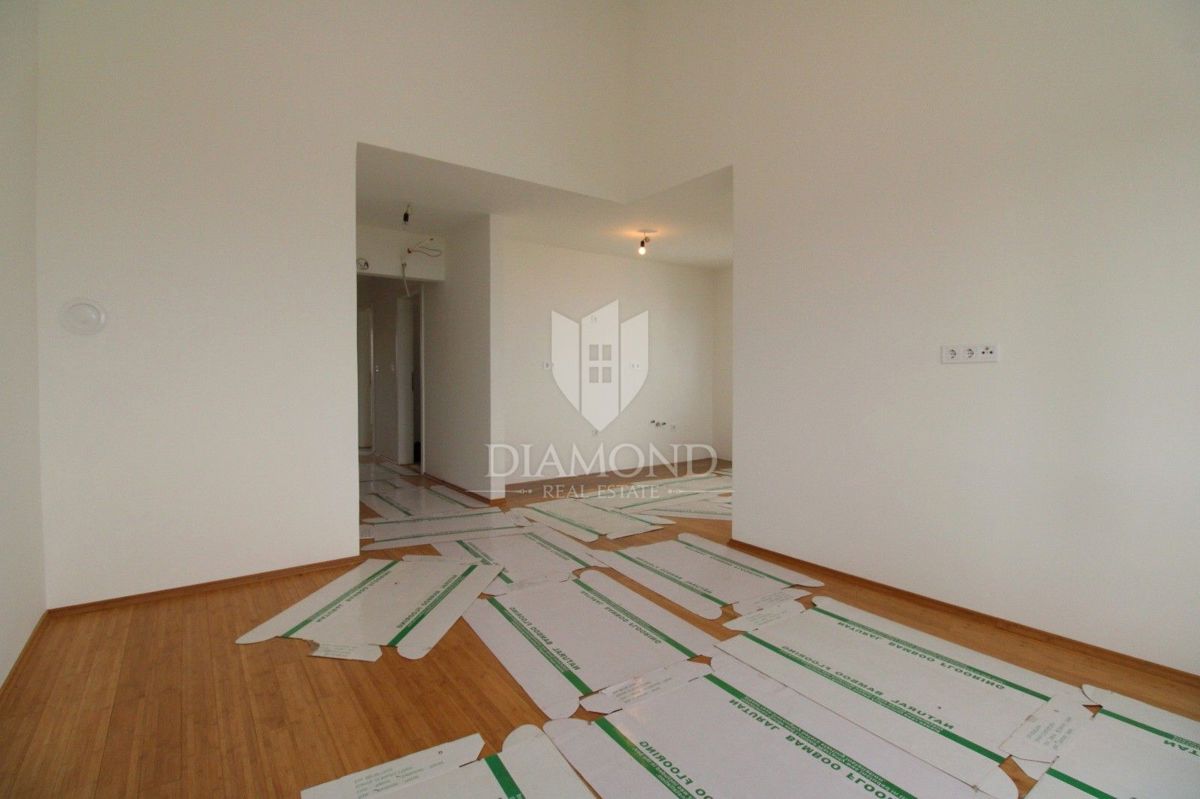 Apartmaj Malinska, Malinska-Dubašnica, 59m2