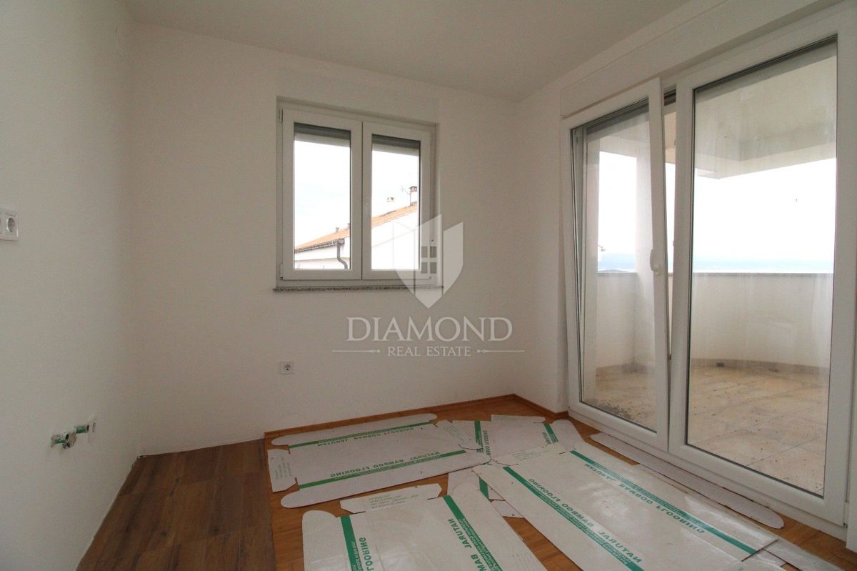 Apartmaj Malinska, Malinska-Dubašnica, 59m2