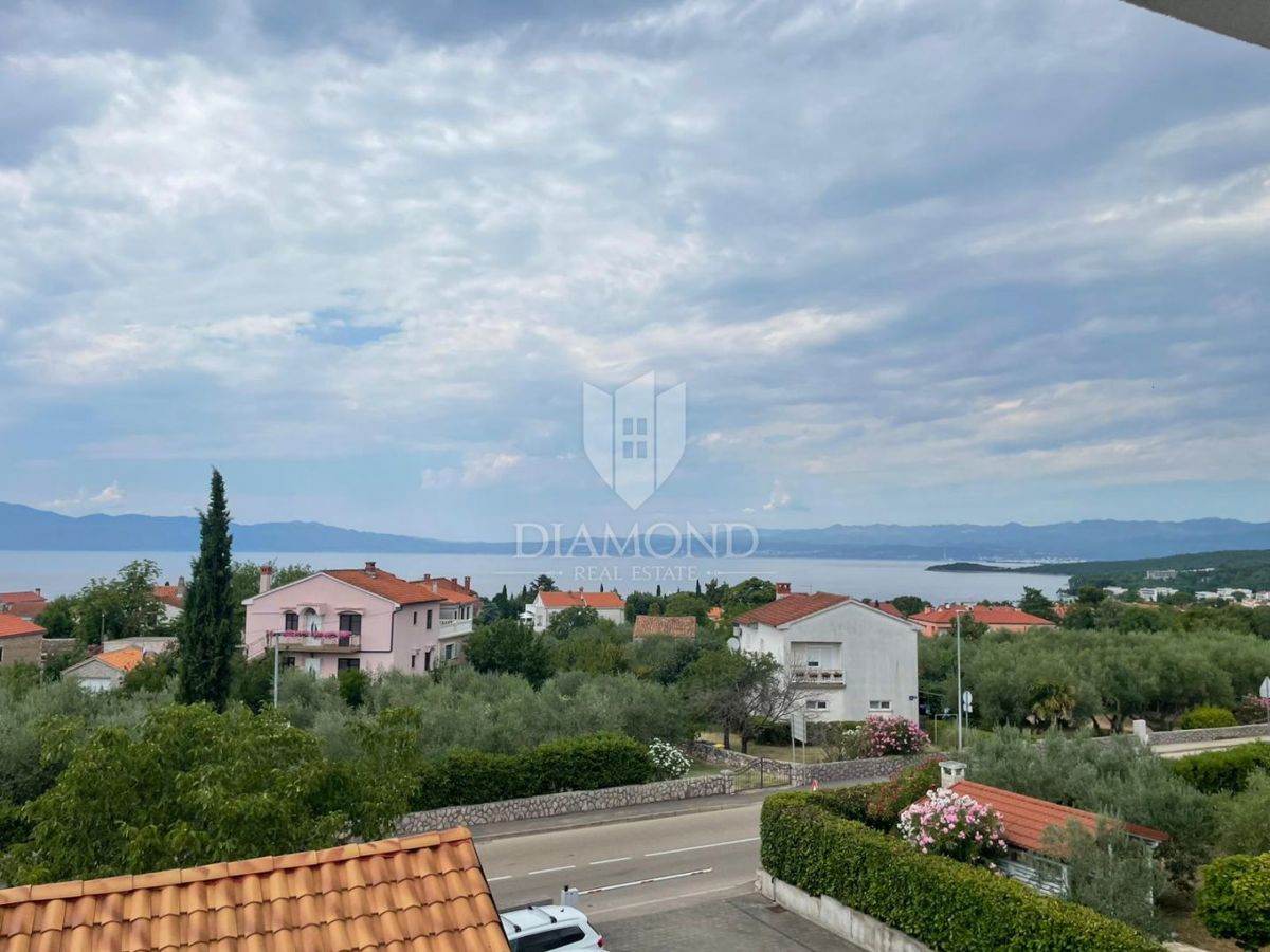 Apartmaj Malinska, Malinska-Dubašnica, 59m2
