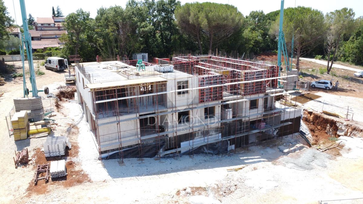 Poreč, Atraktivno Stanovanje na Iskani Lokaciji