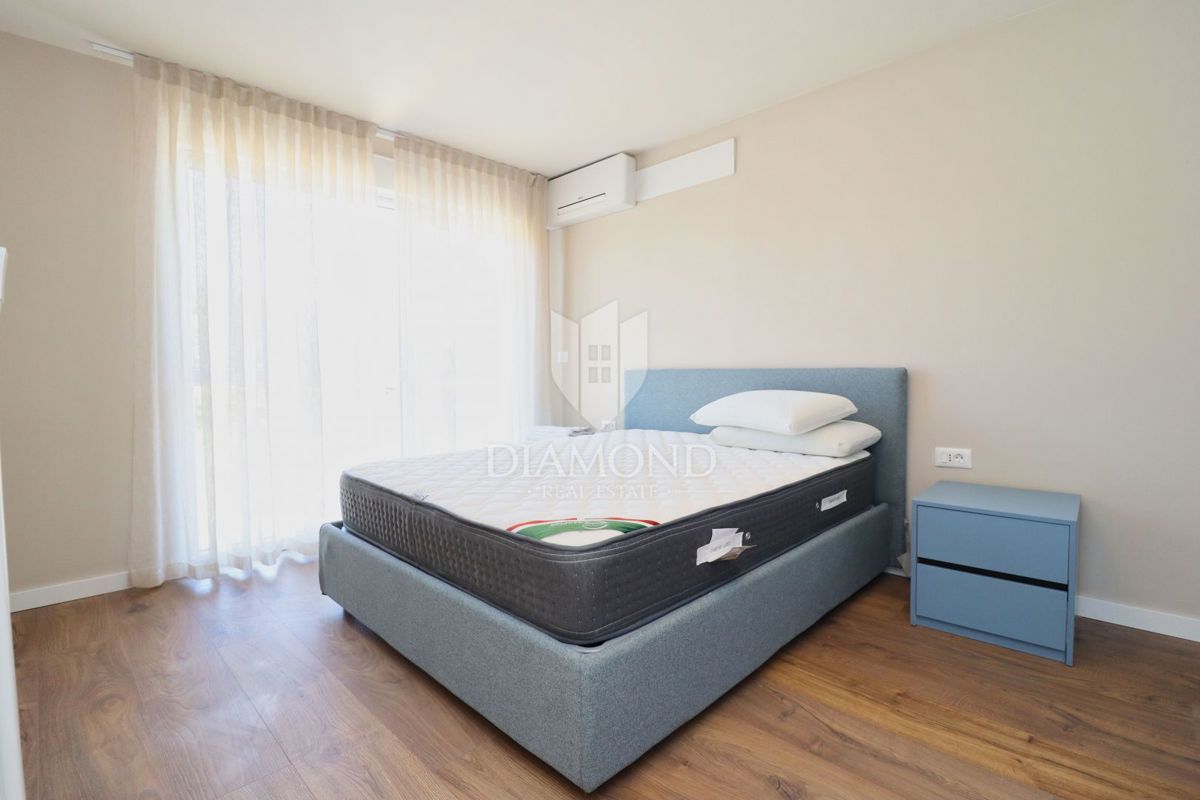Poreč, Luksuzna Vila Tik ob Morju