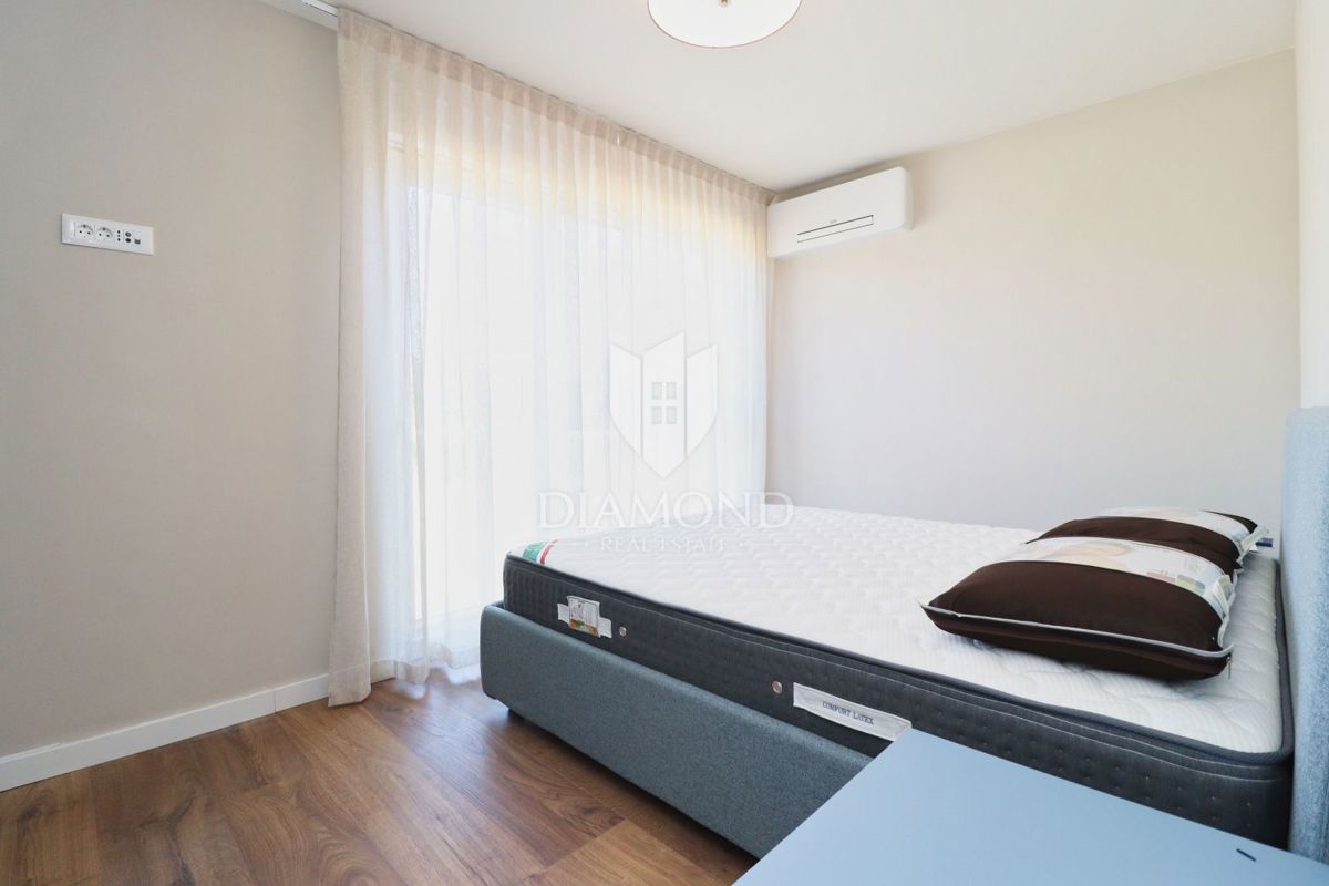 Poreč, Luksuzna Vila Tik ob Morju