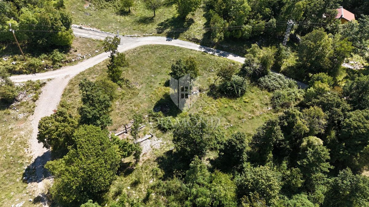 Zemljišče Breza, Klana, 1.510m2