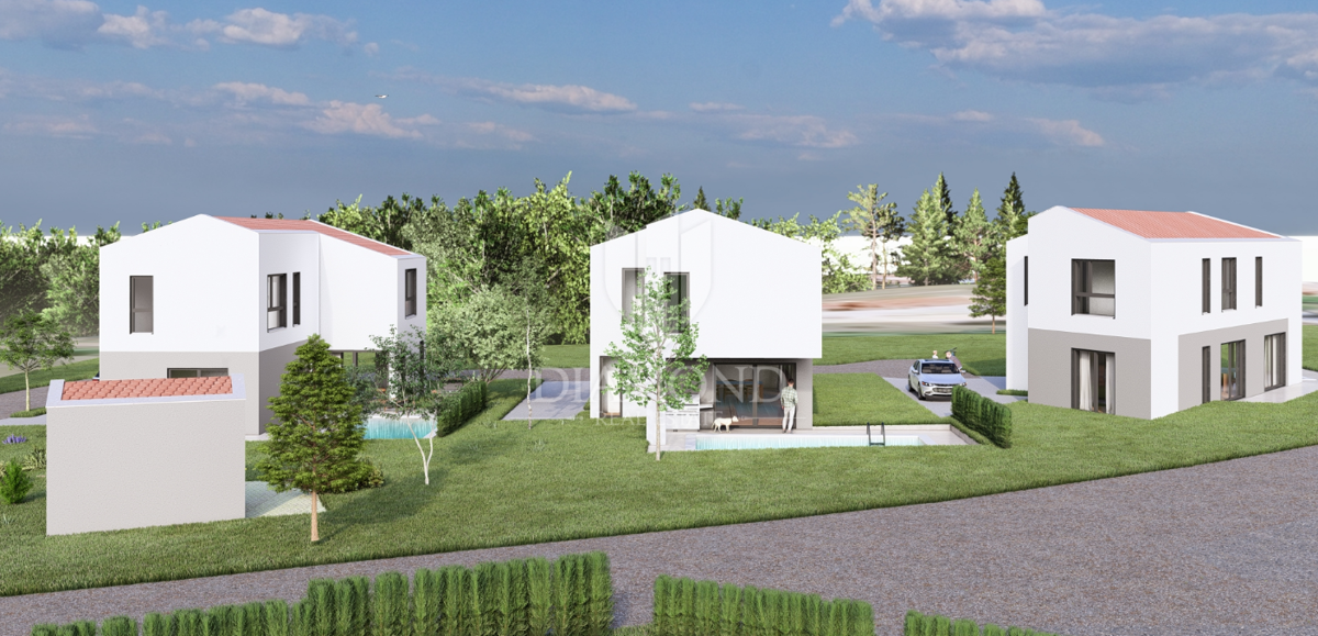Lovreč – okolica: Moderna novogradnja z bazenom in štirimi spalnicami