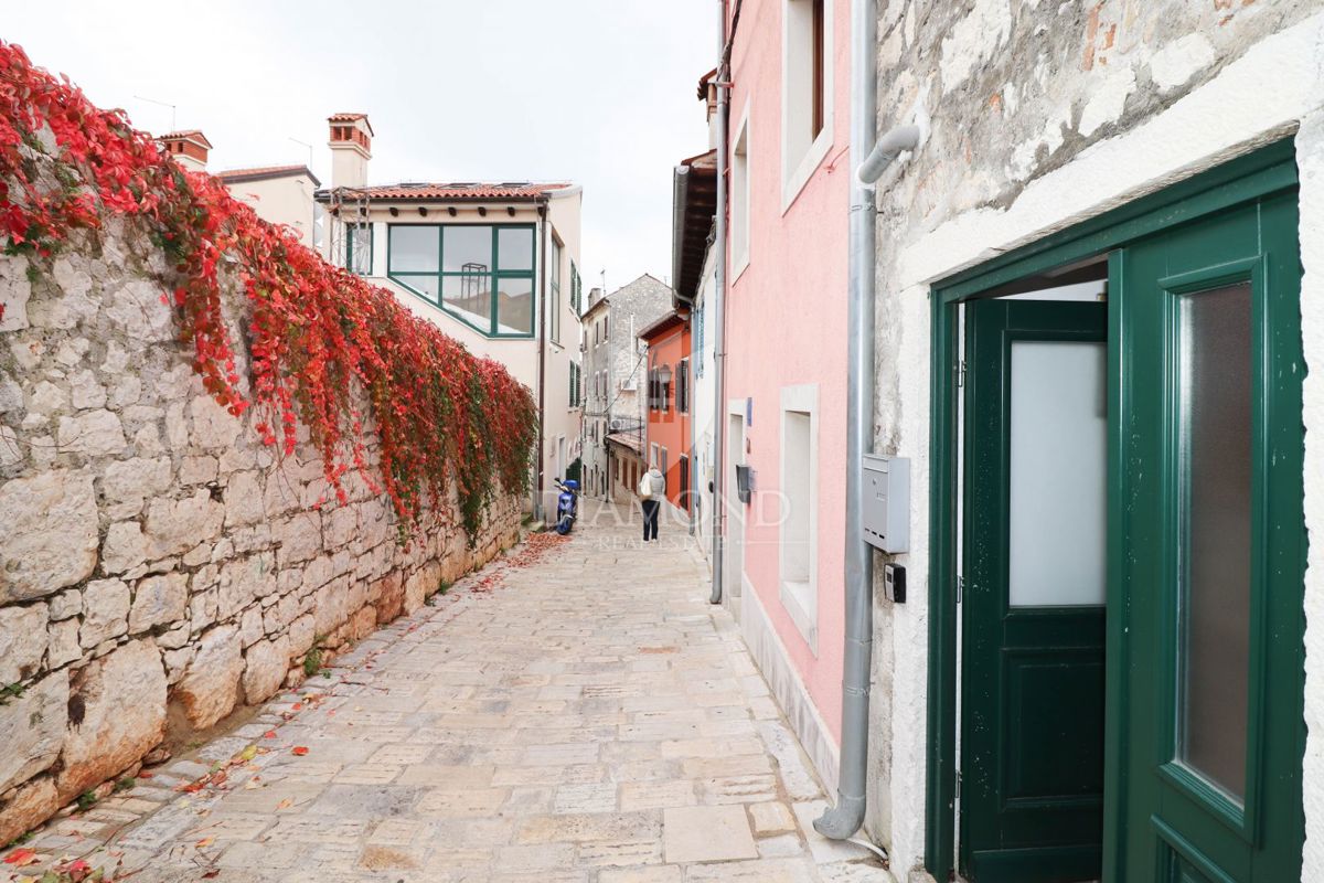 Rovinj, center! Čudovita hiša s teraso!