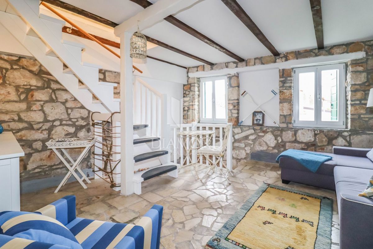 Rovinj, center! Čudovita hiša s teraso!