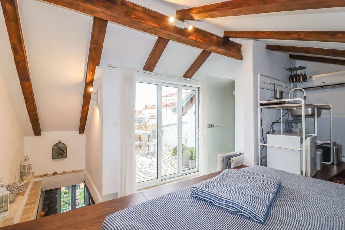 Rovinj, center! Čudovita hiša s teraso!