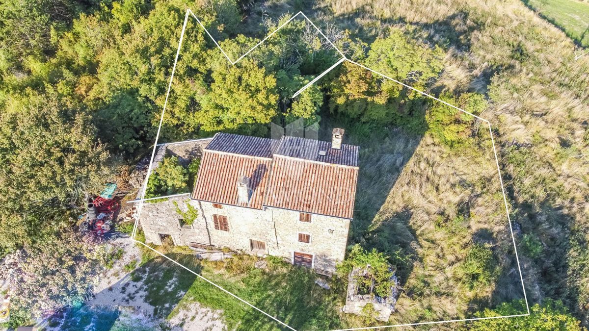 Buje, okolica - samostojna hiša s panoramskim razgledom!