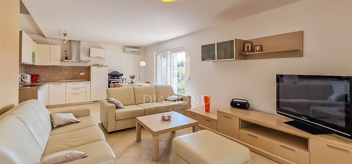 Umag, okolica, čudovito stanovanje 116 m2 s pogledom na morje