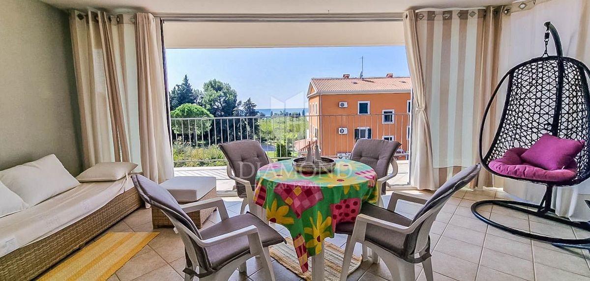 Umag, okolica, čudovito stanovanje 116 m2 s pogledom na morje