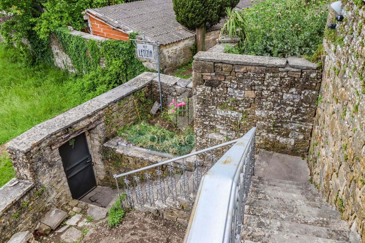 Atraktivna hiša z nepozabnim razgledom! 