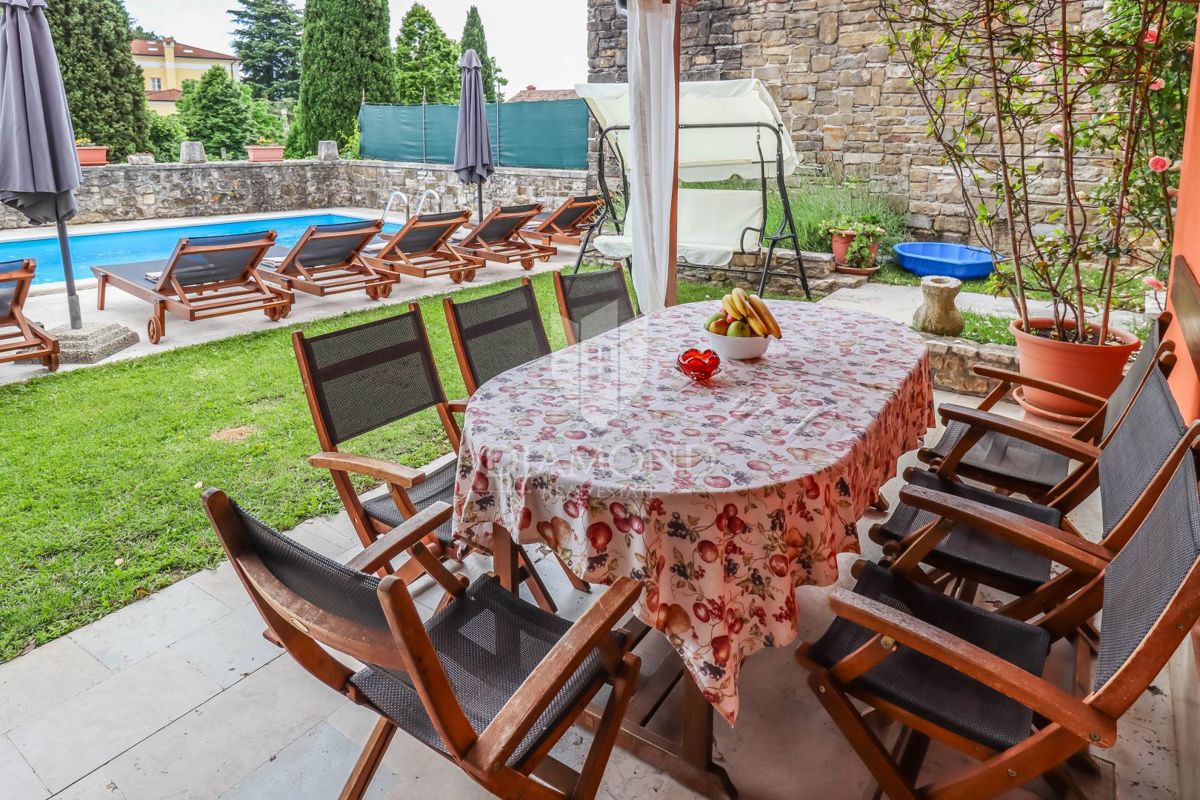 Atraktivna hiša z nepozabnim razgledom! 